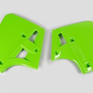 UFO PLAST Radiator Covers – Kawasaki 026 (green)