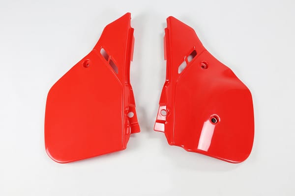 UFO PLAST Side Panels – Honda 061 (red)