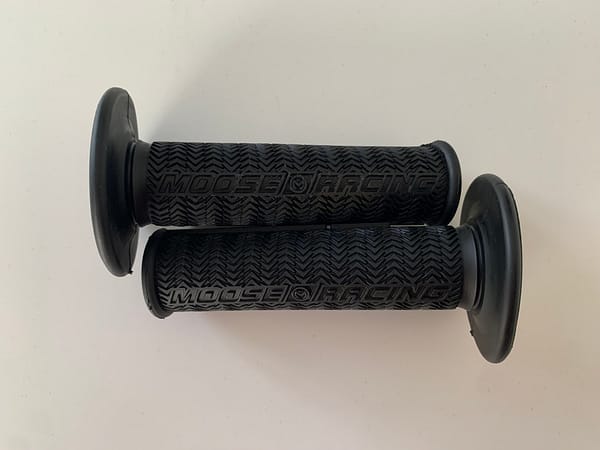 MOOSE RACING Stealth Grips (black)