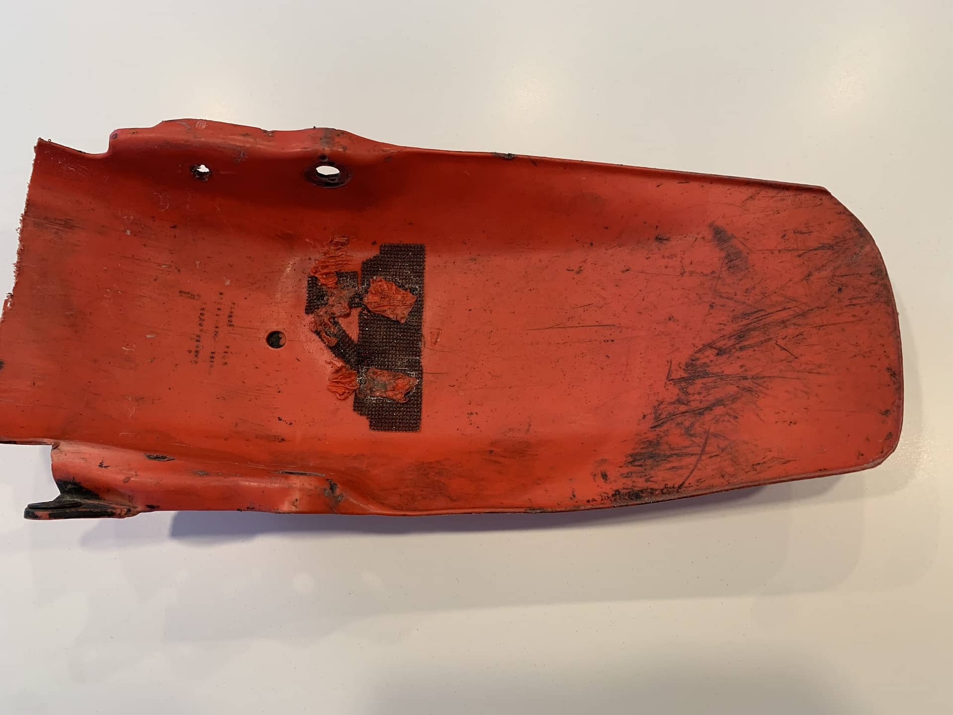 1982 HONDA Cr80 Rear Fender – OEM 80100-GC4-000ZA (red)